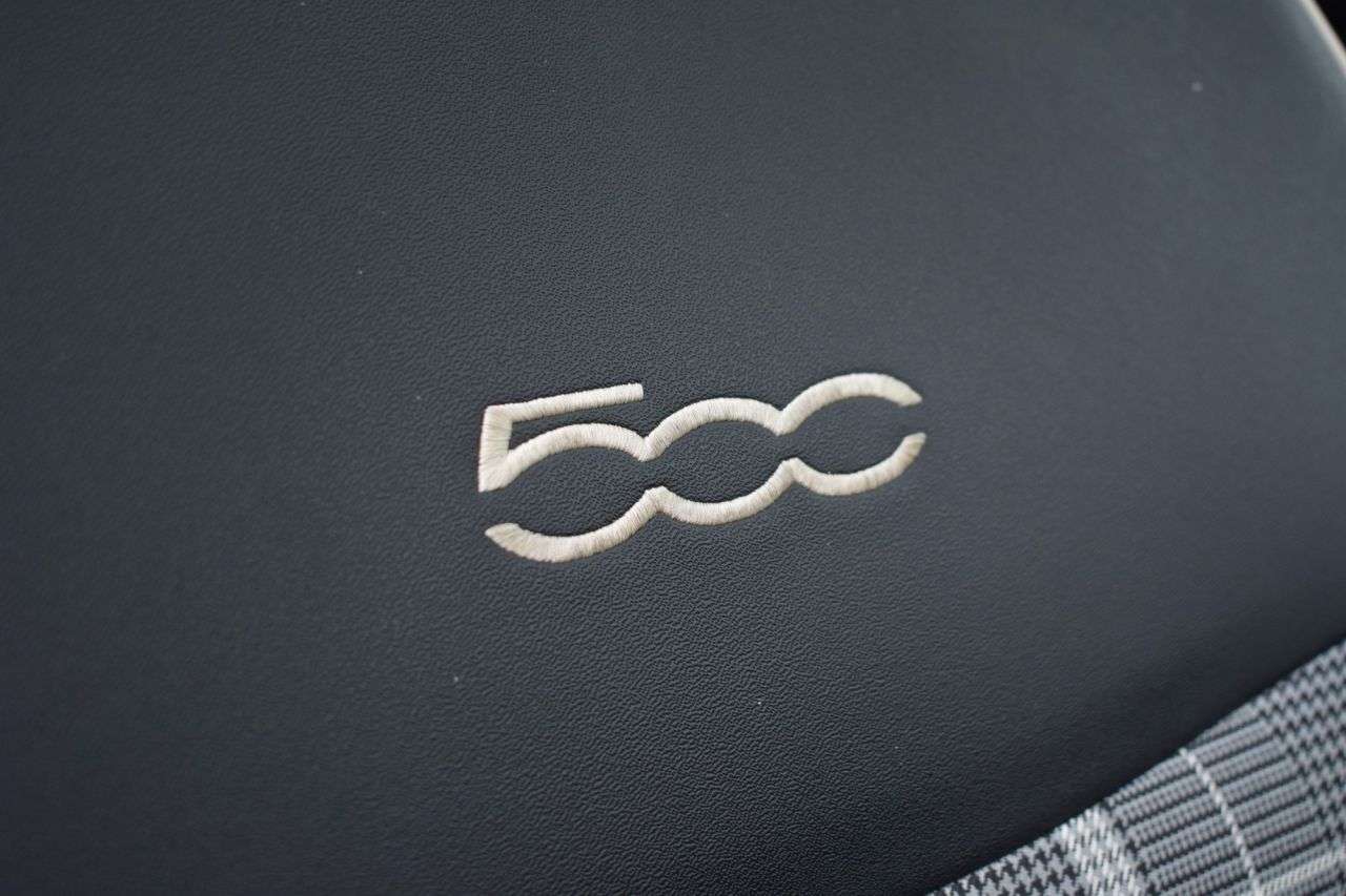 2016 FIAT 500 2016 FIAT 500