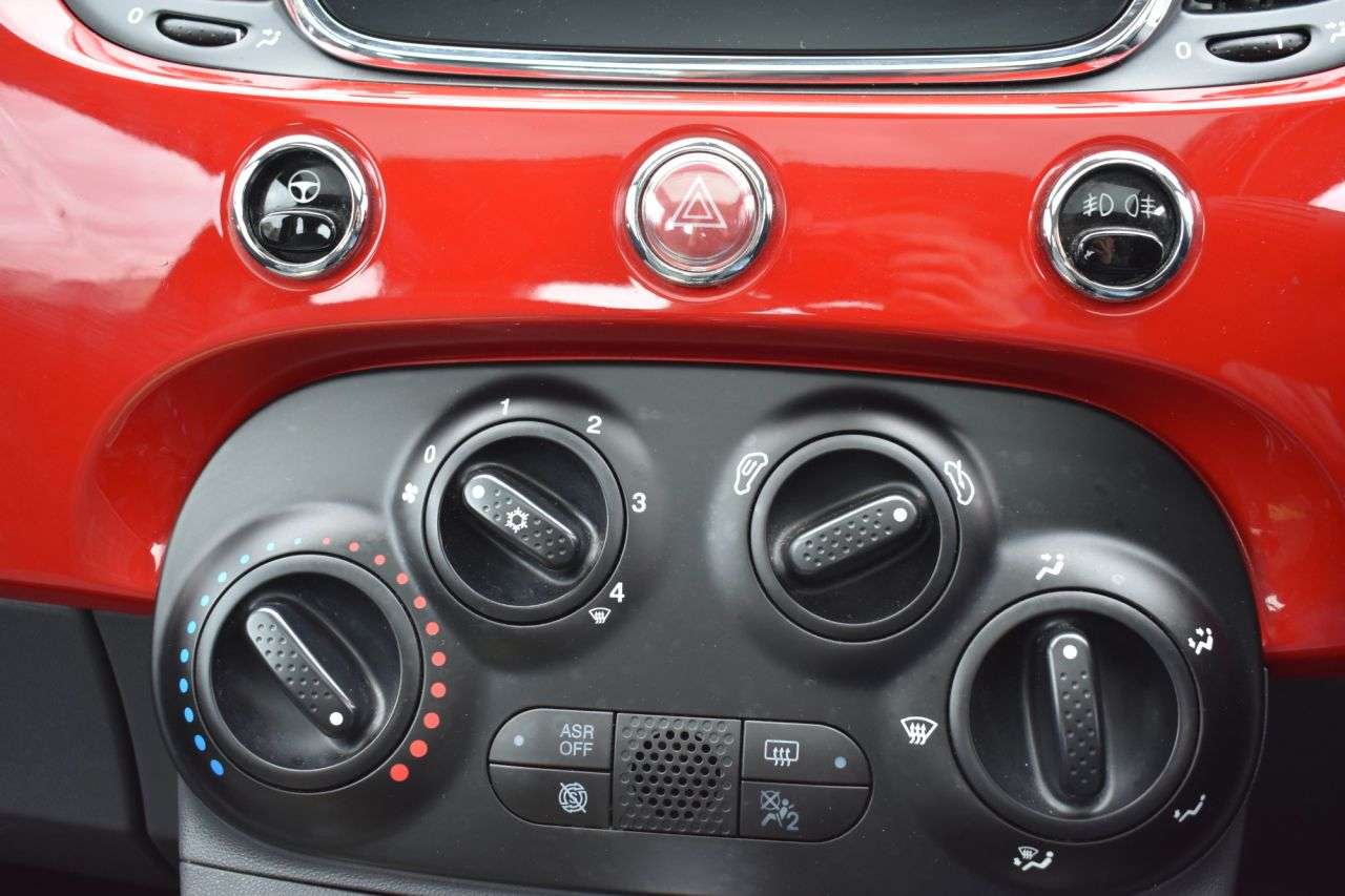 2016 FIAT 500 2016 FIAT 500