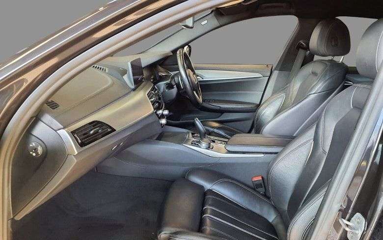 2018 BMW 5 SERIES 2018 BMW 5 SERIES