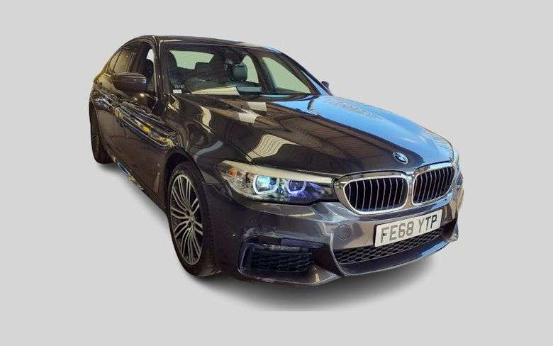 A 2018 BMW 5 SERIES 530E M SPORT A 2018 BMW 5 SERIES 530E M SPORT