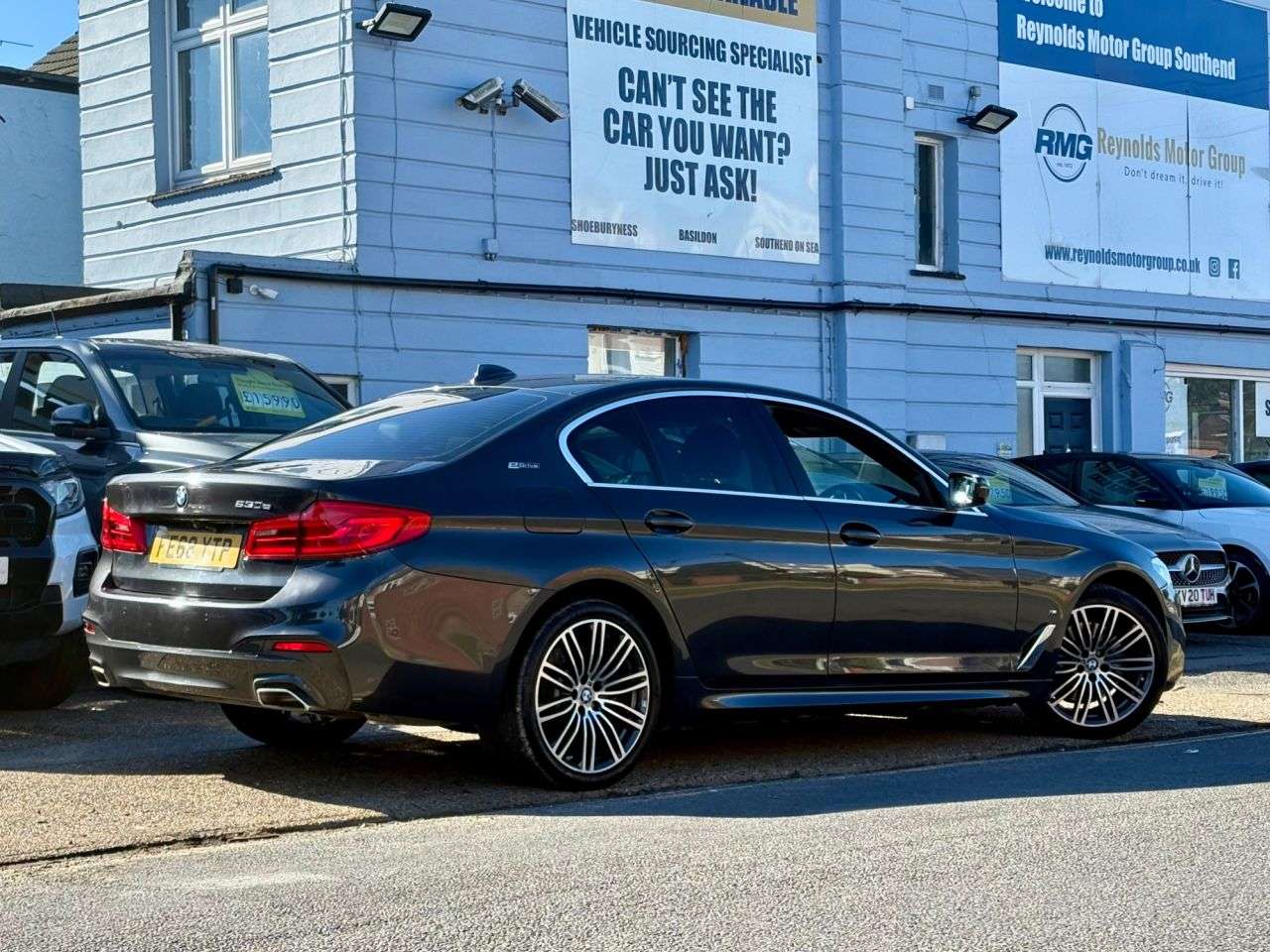 A 2018 BMW 5 SERIES 530E M SPORT A 2018 BMW 5 SERIES 530E M SPORT