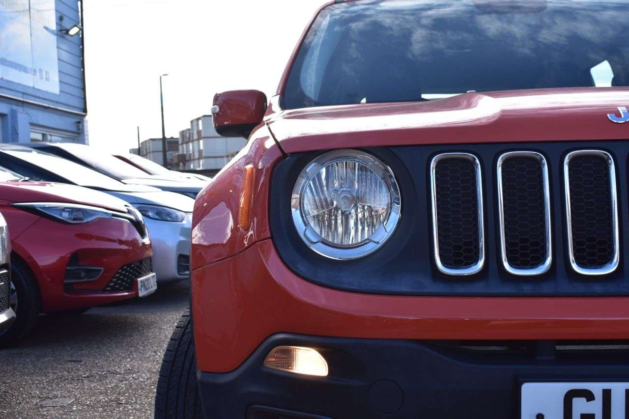 A 2016 JEEP RENEGADE 1.4T MultiAirII Longitude SUV 5dr Petrol Manual Euro 6 (s/s) (140 ps) MUST A 2016 JEEP RENEGADE 1.4T MultiAirII Longitude SUV 5dr Petrol Manual Euro 6 (s/s) (140 ps) MUST