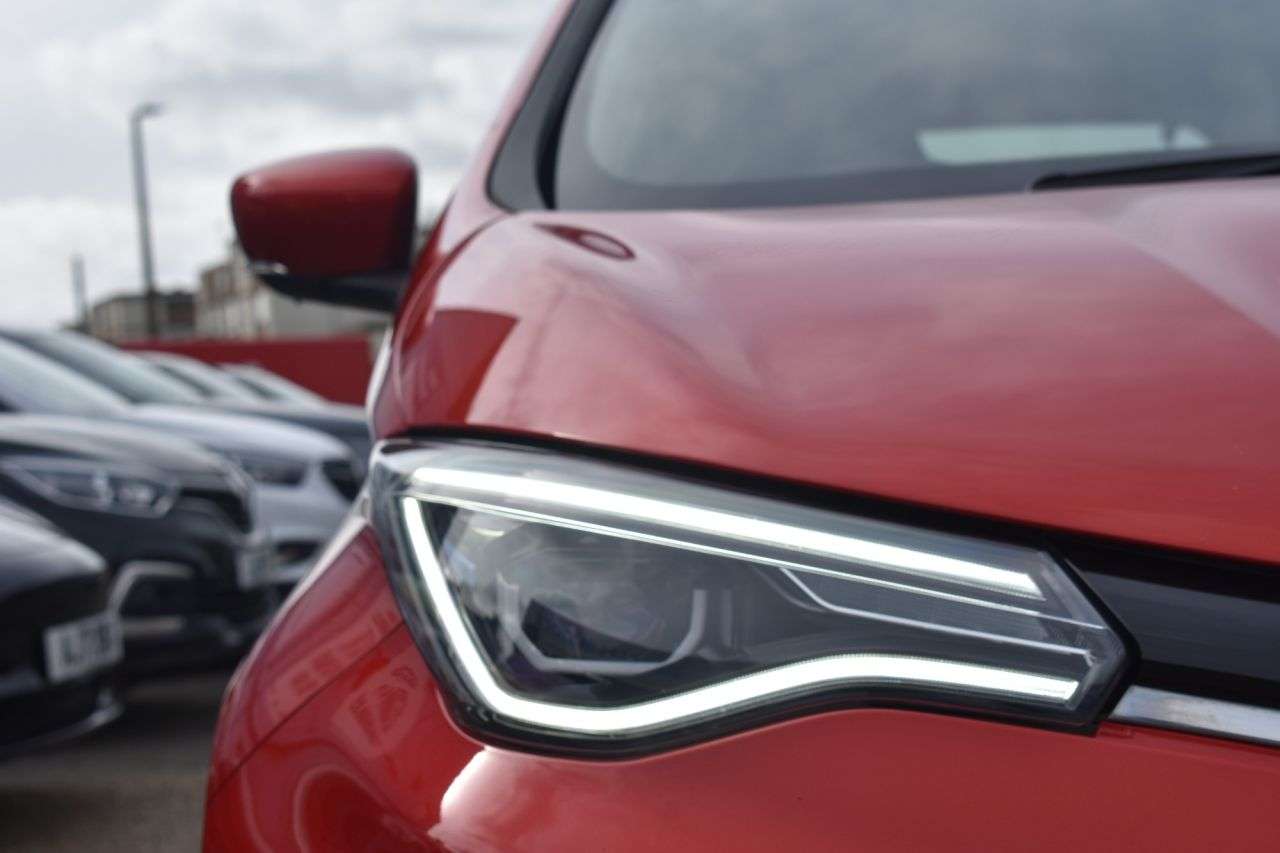 A 2020 RENAULT ZOE R135 52kWh GT Line Hatchback 5dr Electric Auto (i, Rapid Charge) | REVERSE A 2020 RENAULT ZOE R135 52kWh GT Line Hatchback 5dr Electric Auto (i, Rapid Charge) | REVERSE