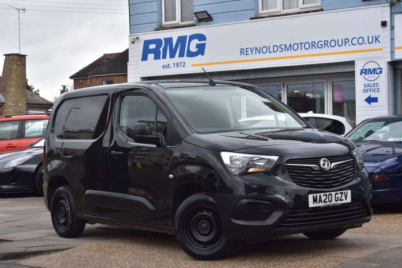 A 2020 VAUXHALL COMBO 1.5 Turbo D 2000 Edition Panel Van 4dr Diesel Manual L1 H1 Euro 6 (s/s) (10 A 2020 VAUXHALL COMBO 1.5 Turbo D 2000 Edition Panel Van 4dr Diesel Manual L1 H1 Euro 6 (s/s) (10
