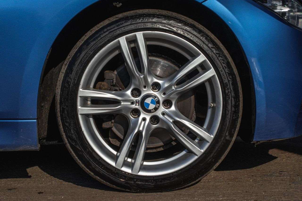 2017 BMW 3 SERIES 2017 BMW 3 SERIES