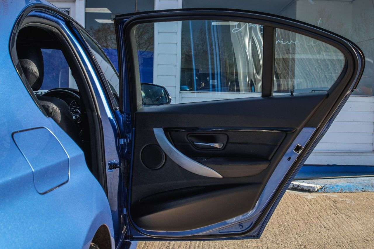 2017 BMW 3 SERIES 2017 BMW 3 SERIES