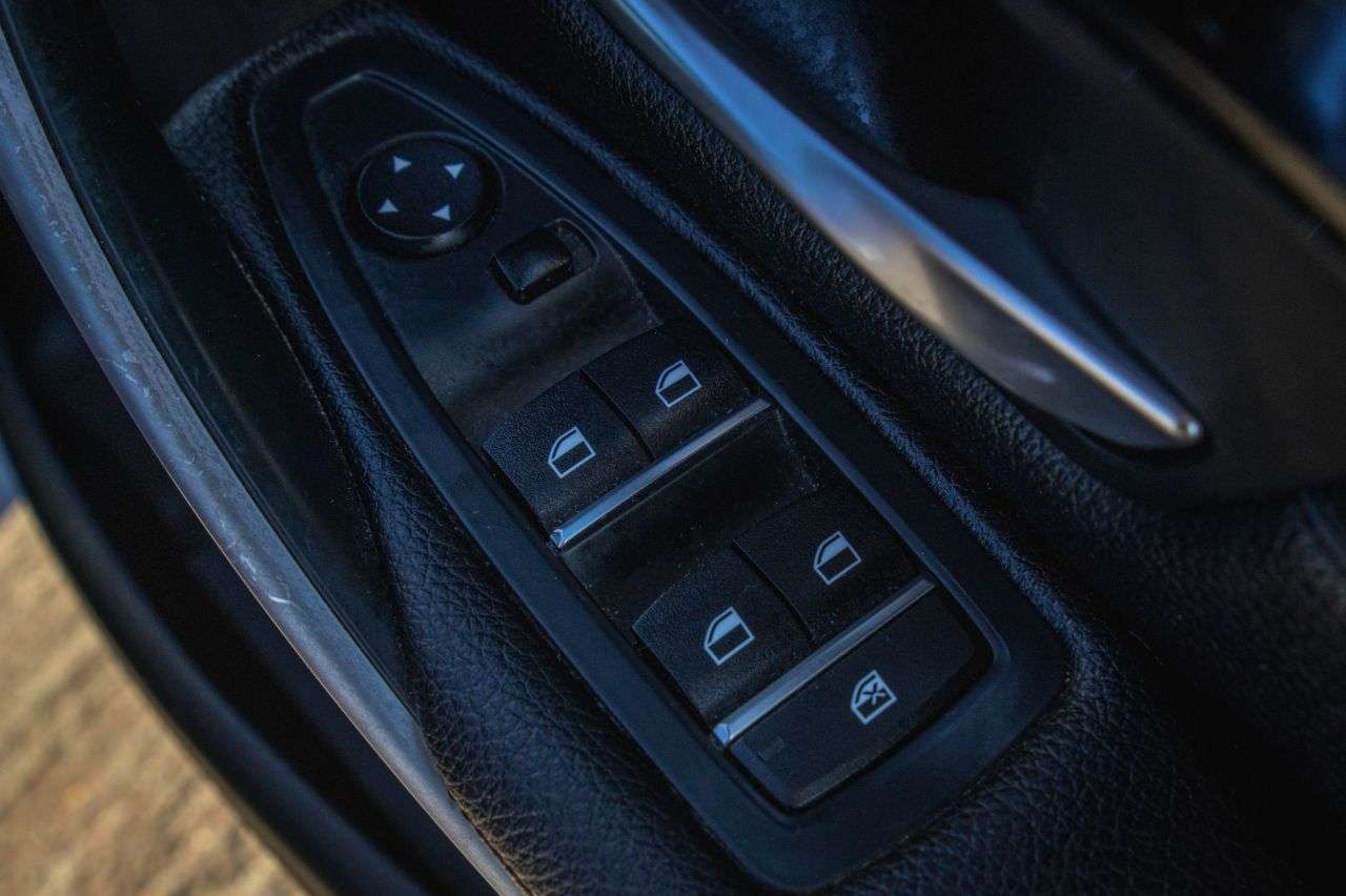 2017 BMW 3 SERIES 2017 BMW 3 SERIES