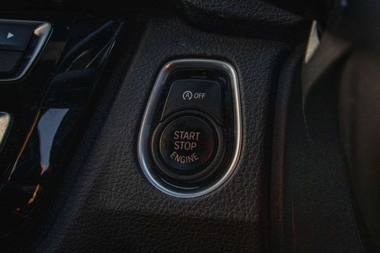 2017 BMW 3 SERIES 2017 BMW 3 SERIES