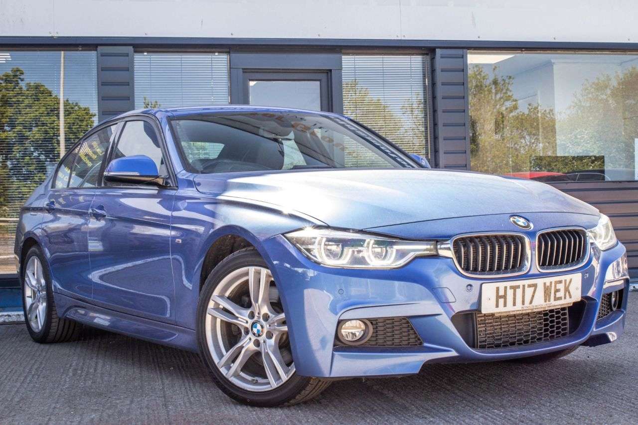 A 2017 BMW 3 SERIES 3.0 330d M Sport Saloon 4dr Diesel Auto xDrive Euro 6 (s/s) (258 ps) A 2017 BMW 3 SERIES 3.0 330d M Sport Saloon 4dr Diesel Auto xDrive Euro 6 (s/s) (258 ps)