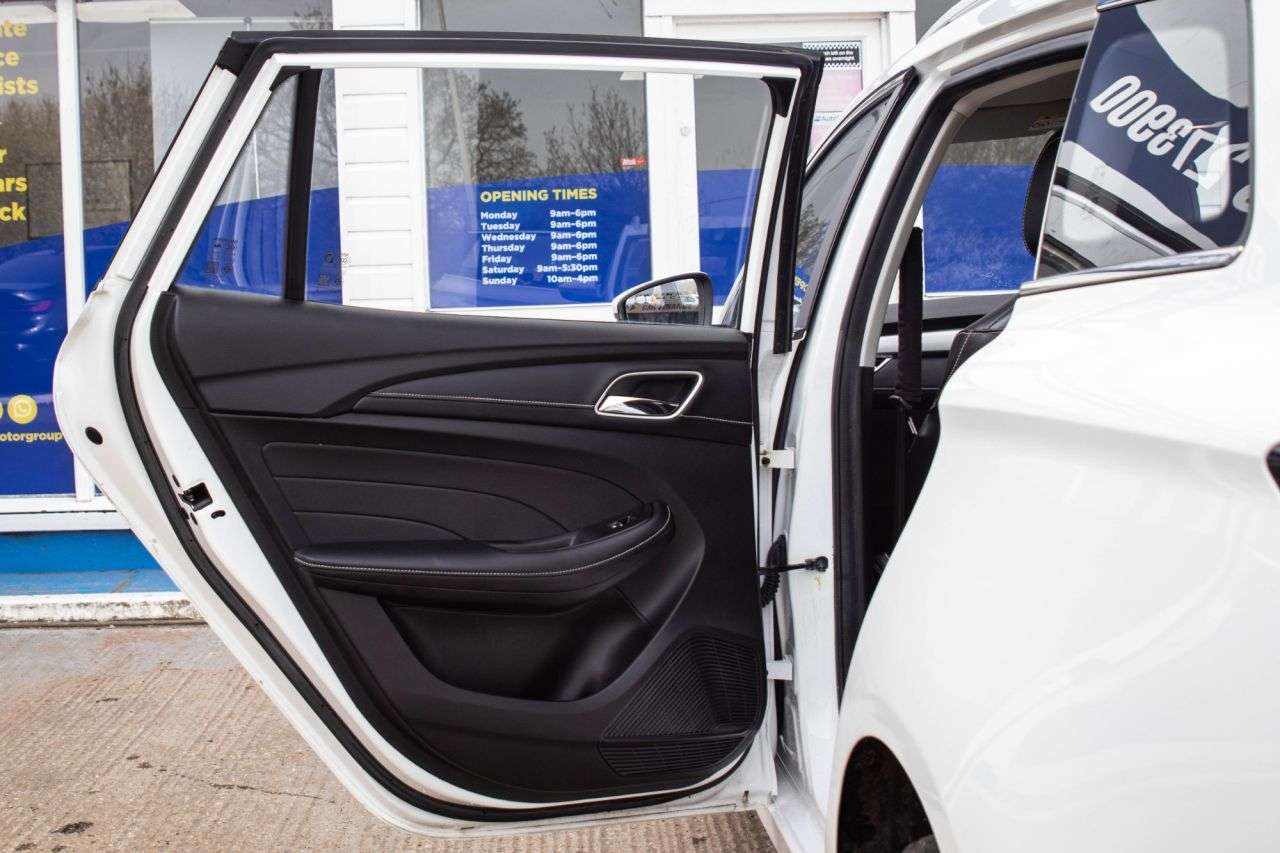 2021 MG 1100 2021 MG 1100