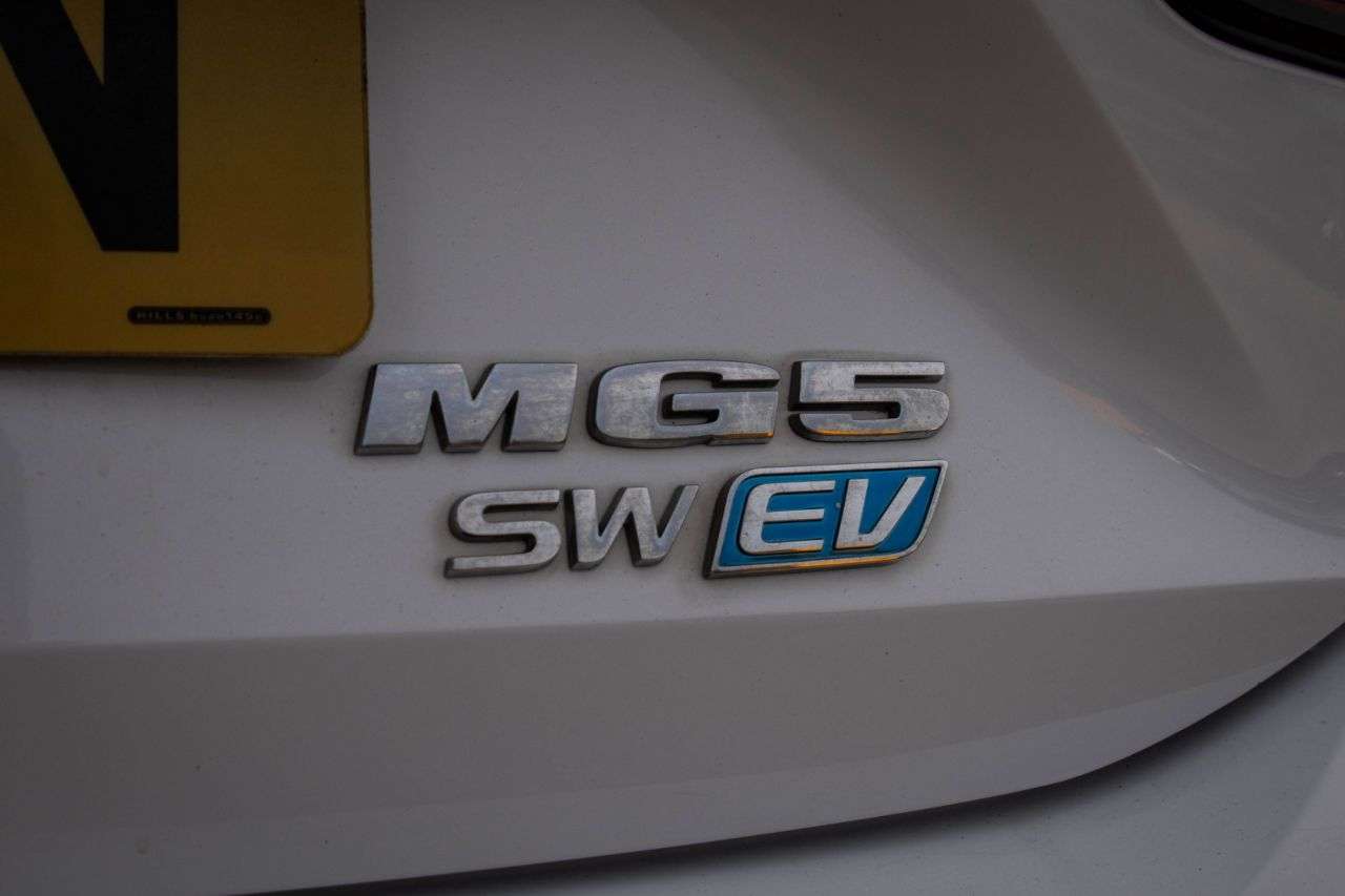 2021 MG 1100 2021 MG 1100