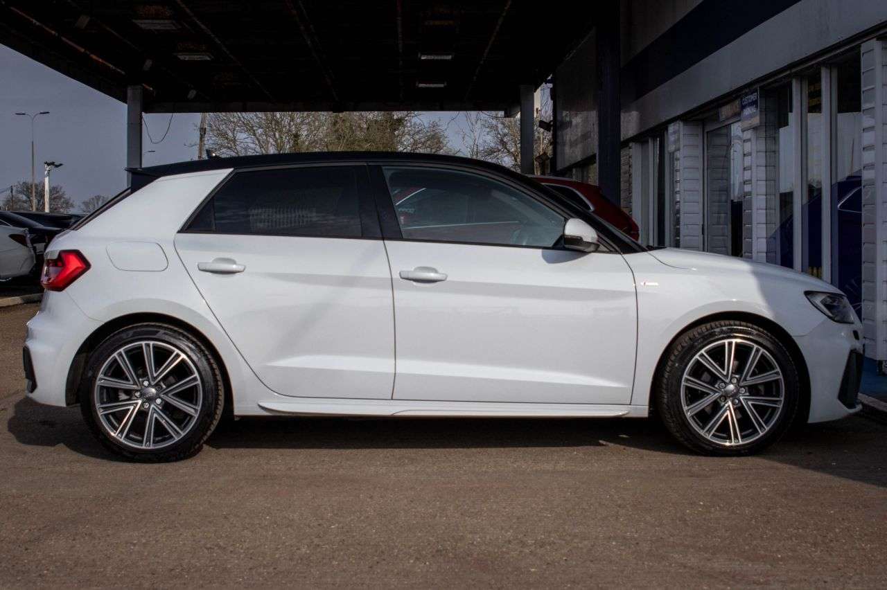 2019 AUDI A1 2019 AUDI A1