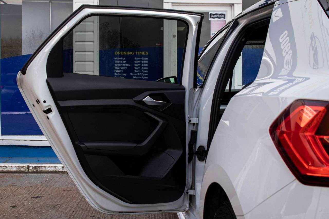 2019 AUDI A1 2019 AUDI A1