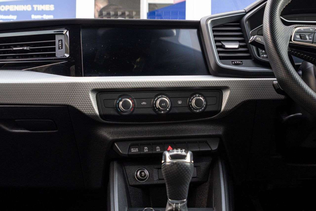 2019 AUDI A1 2019 AUDI A1