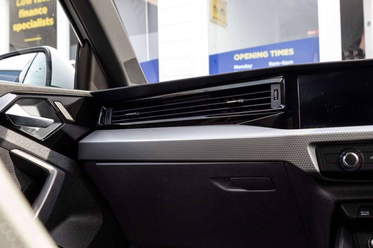 2019 AUDI A1 2019 AUDI A1