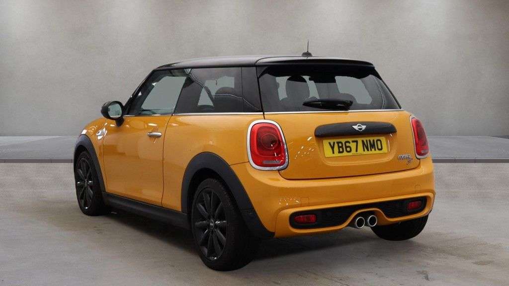 2018 MINI HATCH 2018 MINI HATCH