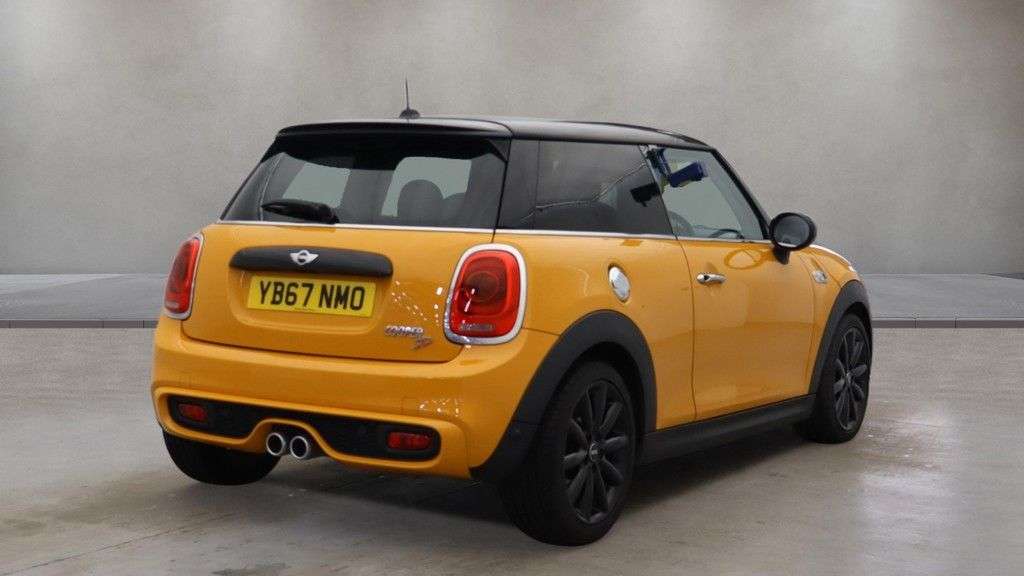 2018 MINI HATCH 2018 MINI HATCH