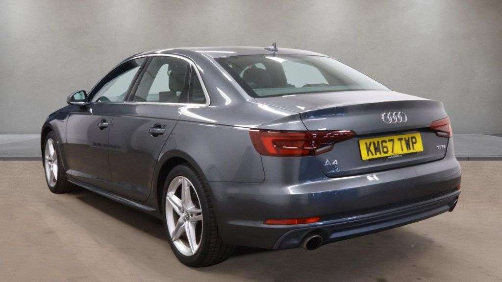 2017 AUDI A4 2017 AUDI A4