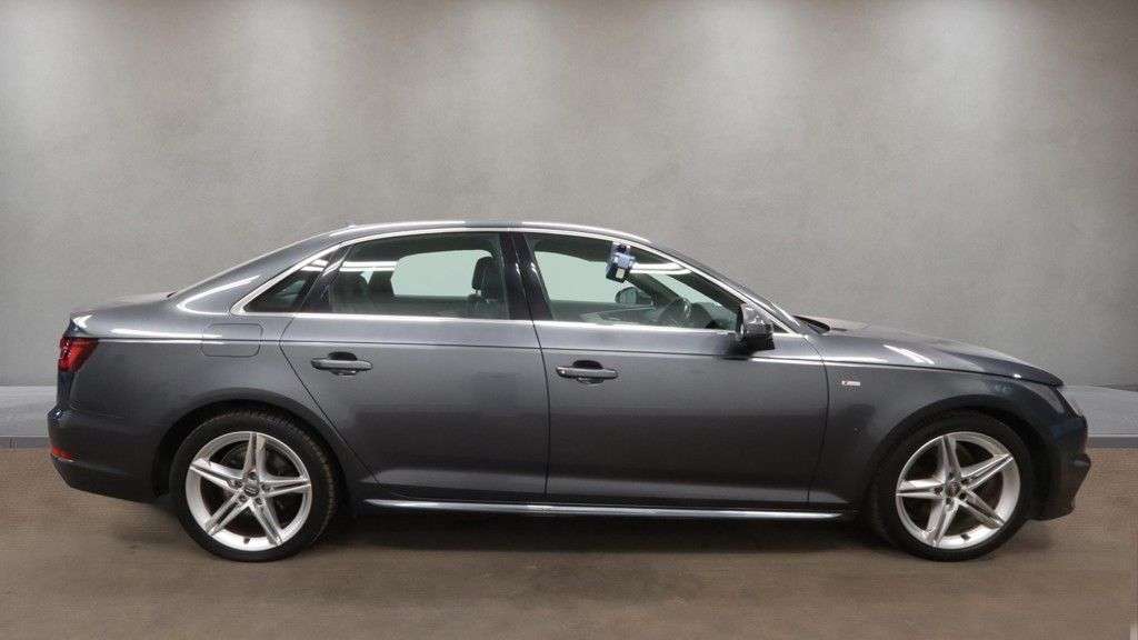 2017 AUDI A4 2017 AUDI A4