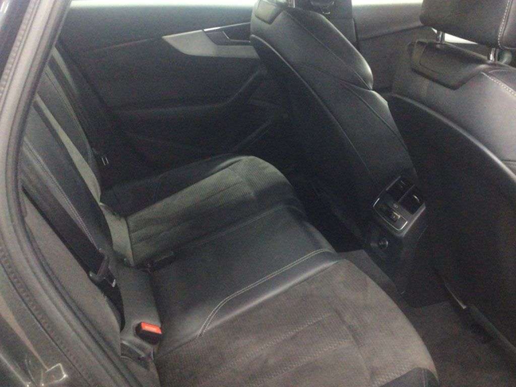 A 2017 AUDI A4 2.0 TFSI S line Saloon 4dr Petrol S Tronic Euro 6 (s/s) (190 ps) PARKING SY A 2017 AUDI A4 2.0 TFSI S line Saloon 4dr Petrol S Tronic Euro 6 (s/s) (190 ps) PARKING SY