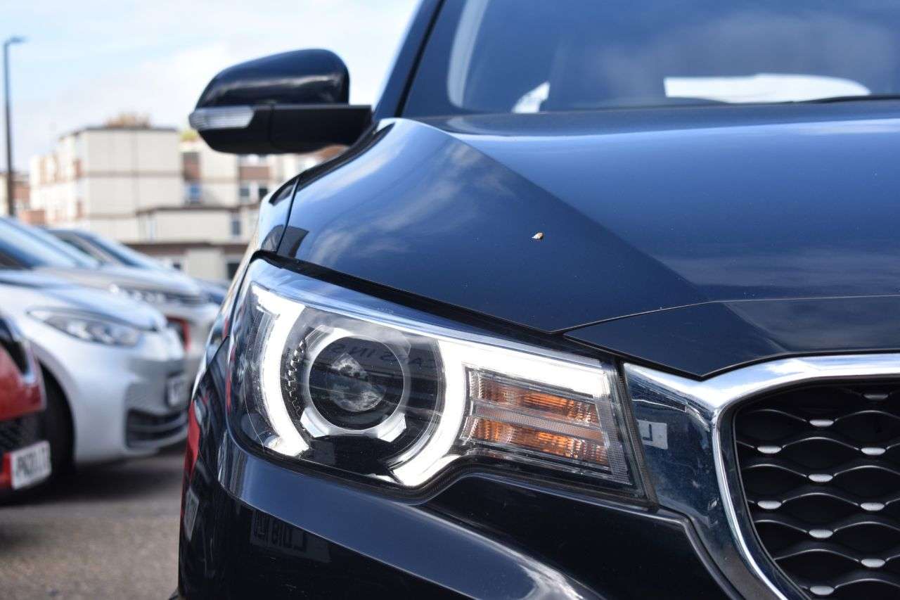 A 2020 MG MG ZS 1.5 VTi-TECH Exclusive SUV 5dr Petrol Manual Euro 6 | 1 OWNER A 2020 MG MG ZS 1.5 VTi-TECH Exclusive SUV 5dr Petrol Manual Euro 6 | 1 OWNER