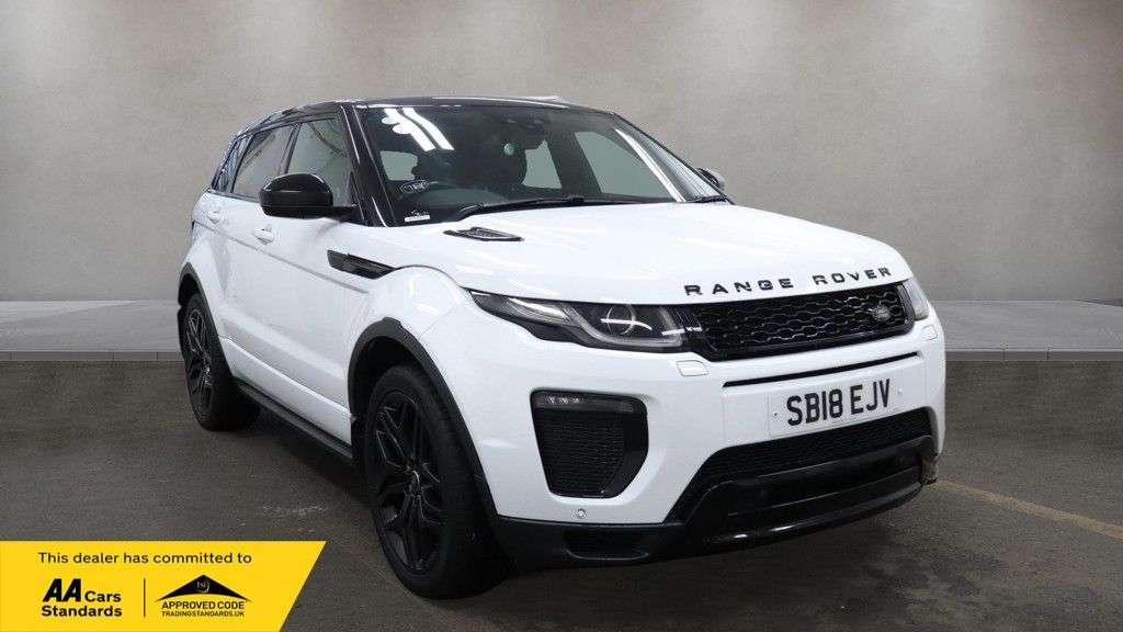 A 2018 LAND ROVER RANGE ROVER EVOQUE 2.0 SD4 HSE Dynamic SUV 5dr Diesel Auto 4WD Euro 6 (s/s) (240 ps) A 2018 LAND ROVER RANGE ROVER EVOQUE 2.0 SD4 HSE Dynamic SUV 5dr Diesel Auto 4WD Euro 6 (s/s) (240 ps)