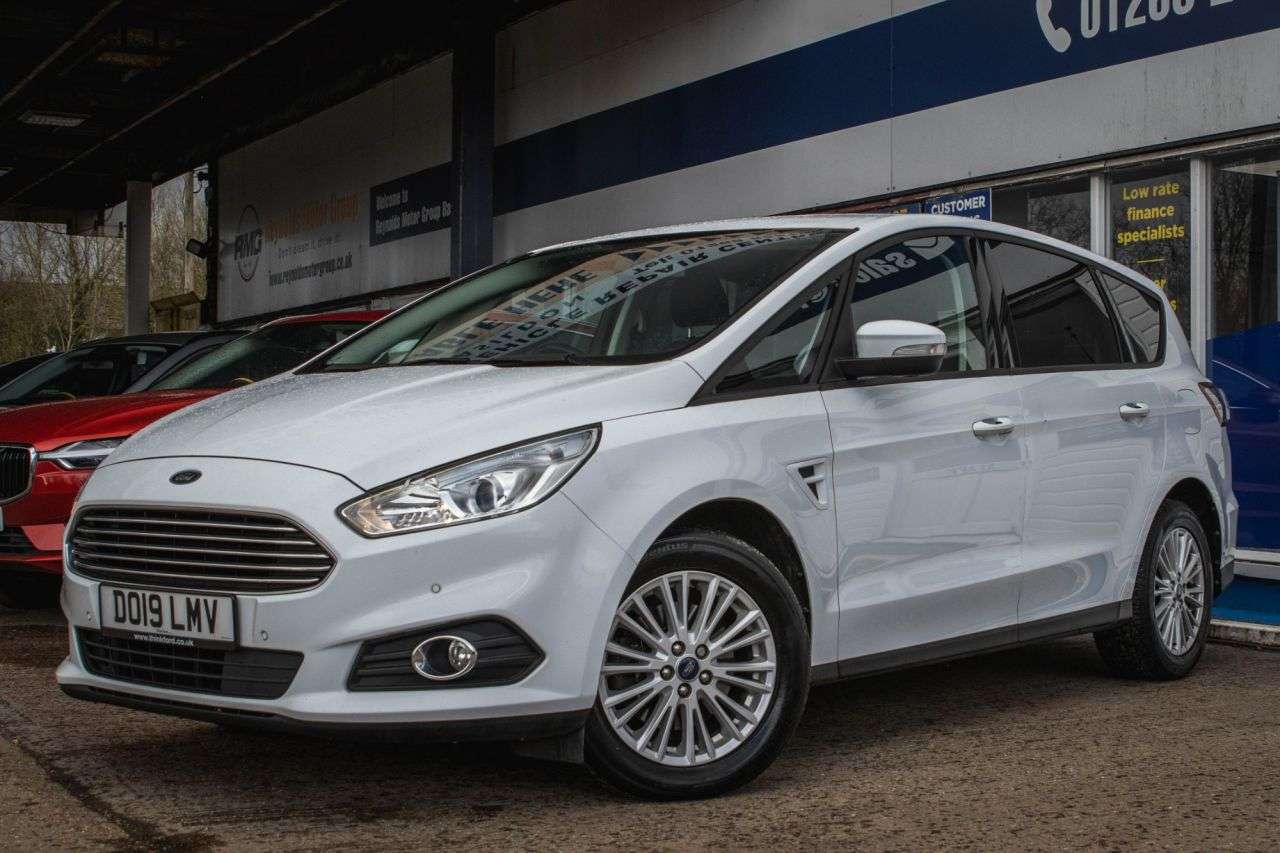 A 2019 FORD S-MAX 1.5T EcoBoost Zetec MPV 5dr Petrol Manual Euro 6 (s/s) (165 ps) A 2019 FORD S-MAX 1.5T EcoBoost Zetec MPV 5dr Petrol Manual Euro 6 (s/s) (165 ps)