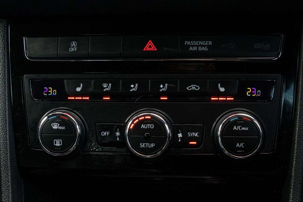 2017 SEAT ATECA 2017 SEAT ATECA