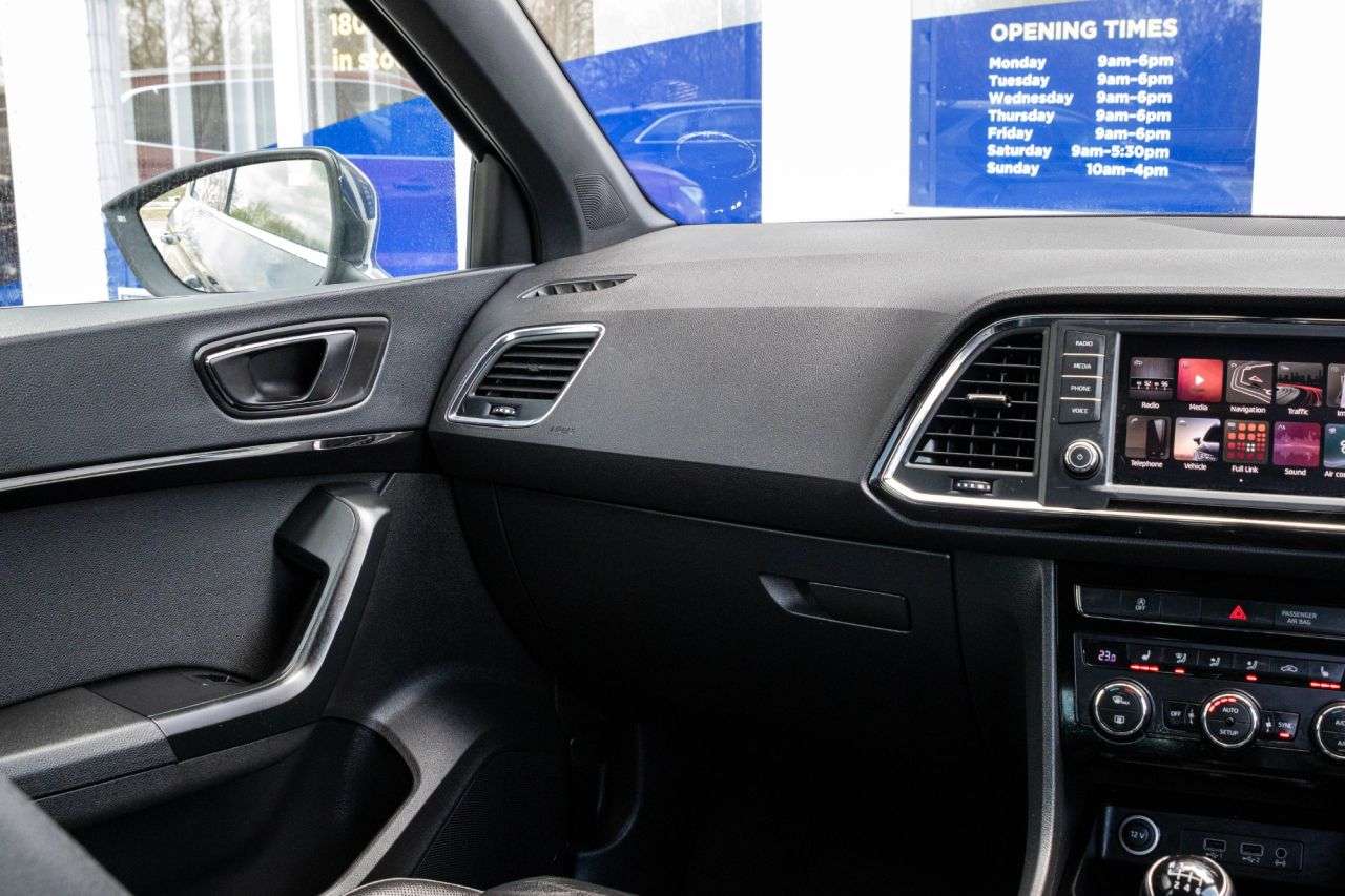 2017 SEAT ATECA 2017 SEAT ATECA