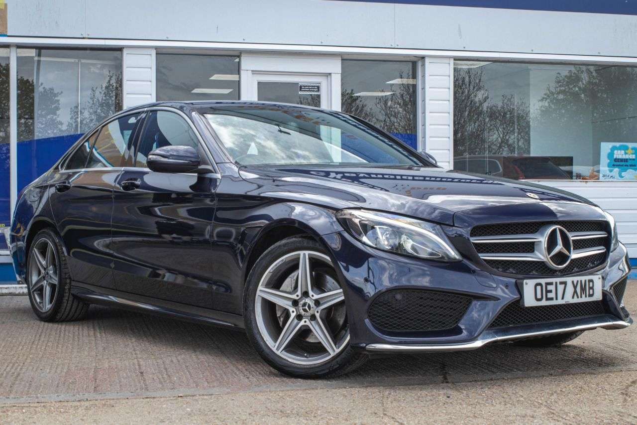 A 2017 MERCEDES-BENZ C-CLASS 2.1 C220d AMG Line Saloon 4dr Diesel G-Tronic+ Euro 6 (s/s) (170 ps) SERVIC A 2017 MERCEDES-BENZ C-CLASS 2.1 C220d AMG Line Saloon 4dr Diesel G-Tronic+ Euro 6 (s/s) (170 ps) SERVIC