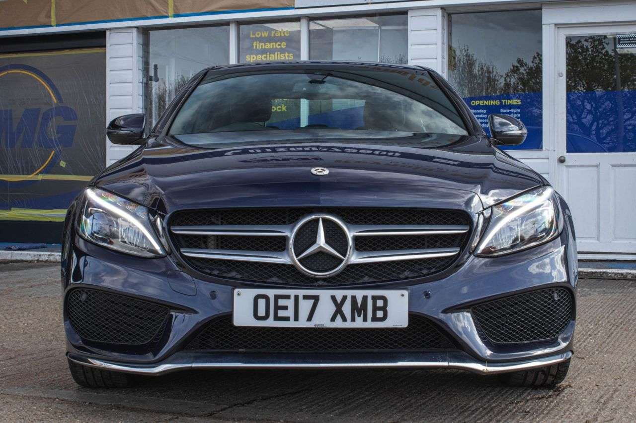 A 2017 MERCEDES-BENZ C-CLASS 2.1 C220d AMG Line Saloon 4dr Diesel G-Tronic+ Euro 6 (s/s) (170 ps) SERVIC A 2017 MERCEDES-BENZ C-CLASS 2.1 C220d AMG Line Saloon 4dr Diesel G-Tronic+ Euro 6 (s/s) (170 ps) SERVIC