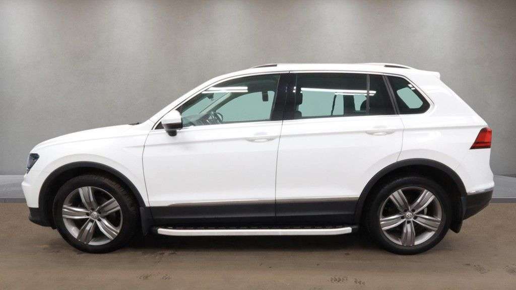 2017 VOLKSWAGEN TIGUAN 2017 VOLKSWAGEN TIGUAN