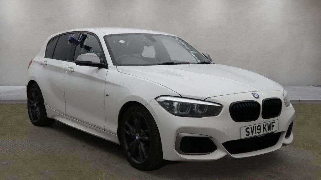 A 2019 BMW 1 SERIES 3.0 M140i GPF Shadow Edition Hatchback 5dr Petrol Auto Euro 6 (s/s) (340 ps A 2019 BMW 1 SERIES 3.0 M140i GPF Shadow Edition Hatchback 5dr Petrol Auto Euro 6 (s/s) (340 ps