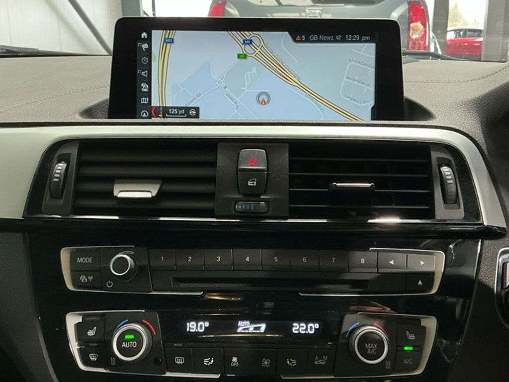 A 2019 BMW 1 SERIES 3.0 M140i GPF Shadow Edition Hatchback 5dr Petrol Auto Euro 6 (s/s) (340 ps A 2019 BMW 1 SERIES 3.0 M140i GPF Shadow Edition Hatchback 5dr Petrol Auto Euro 6 (s/s) (340 ps