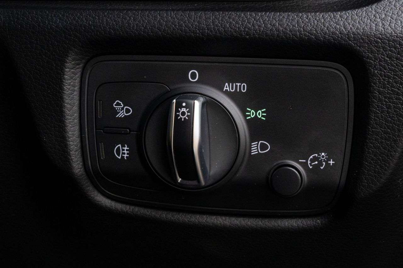 2017 AUDI A3 2017 AUDI A3