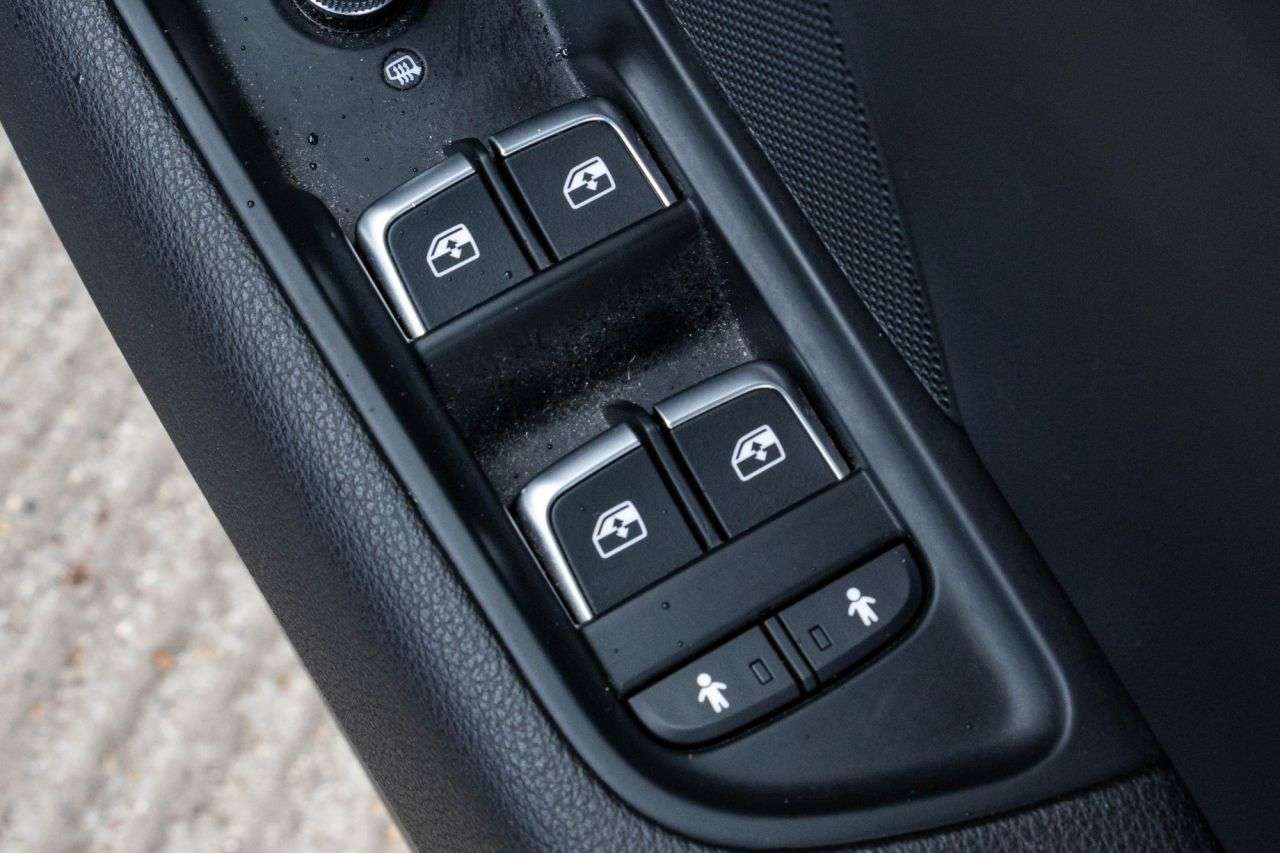 2017 AUDI A3 2017 AUDI A3