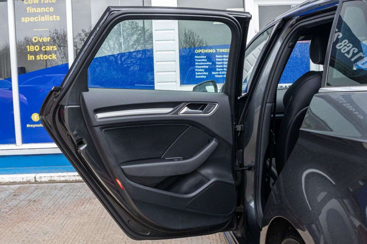 2017 AUDI A3 2017 AUDI A3