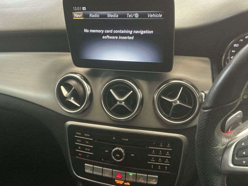 A 2019 MERCEDES-BENZ GLA 1.6 GLA200 AMG Line (Premium) SUV 5dr Petrol 7G-DCT Euro 6 (s/s) (156 ps) A 2019 MERCEDES-BENZ GLA 1.6 GLA200 AMG Line (Premium) SUV 5dr Petrol 7G-DCT Euro 6 (s/s) (156 ps)