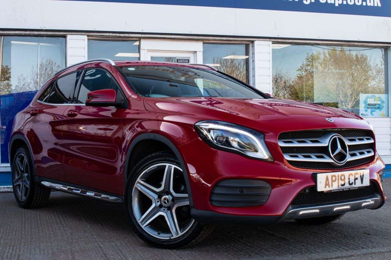 A 2019 MERCEDES-BENZ 180 1.6 GLA200 AMG Line (Premium) SUV 5dr Petrol 7G-DCT Euro 6 (s/s) (156 ps) P A 2019 MERCEDES-BENZ 180 1.6 GLA200 AMG Line (Premium) SUV 5dr Petrol 7G-DCT Euro 6 (s/s) (156 ps) P