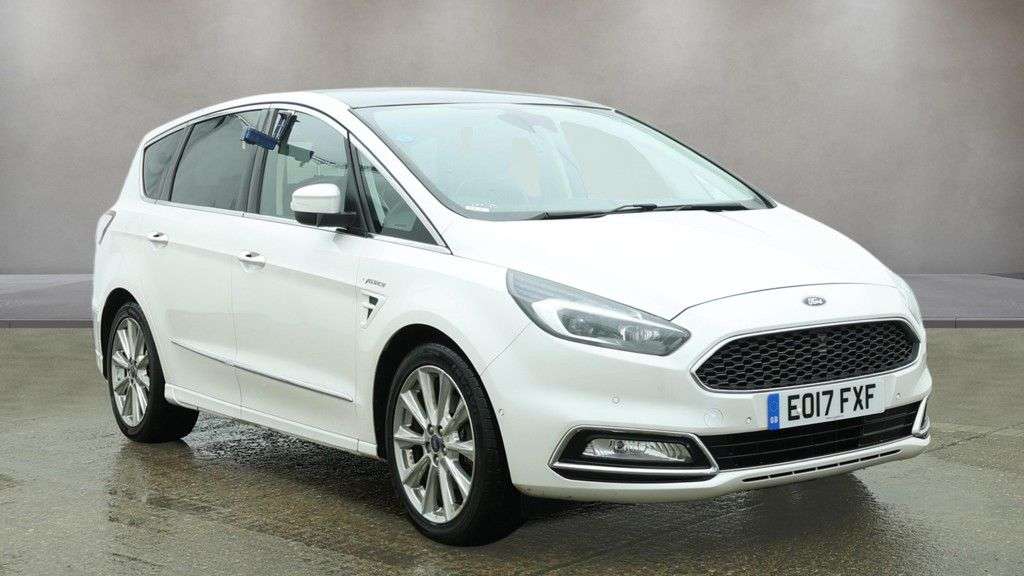 A 2017 FORD S-MAX 2.0 TDCi Vignale MPV 5dr Diesel Powershift Euro 6 (s/s) (210 ps) FANTASTIC A 2017 FORD S-MAX 2.0 TDCi Vignale MPV 5dr Diesel Powershift Euro 6 (s/s) (210 ps) FANTASTIC