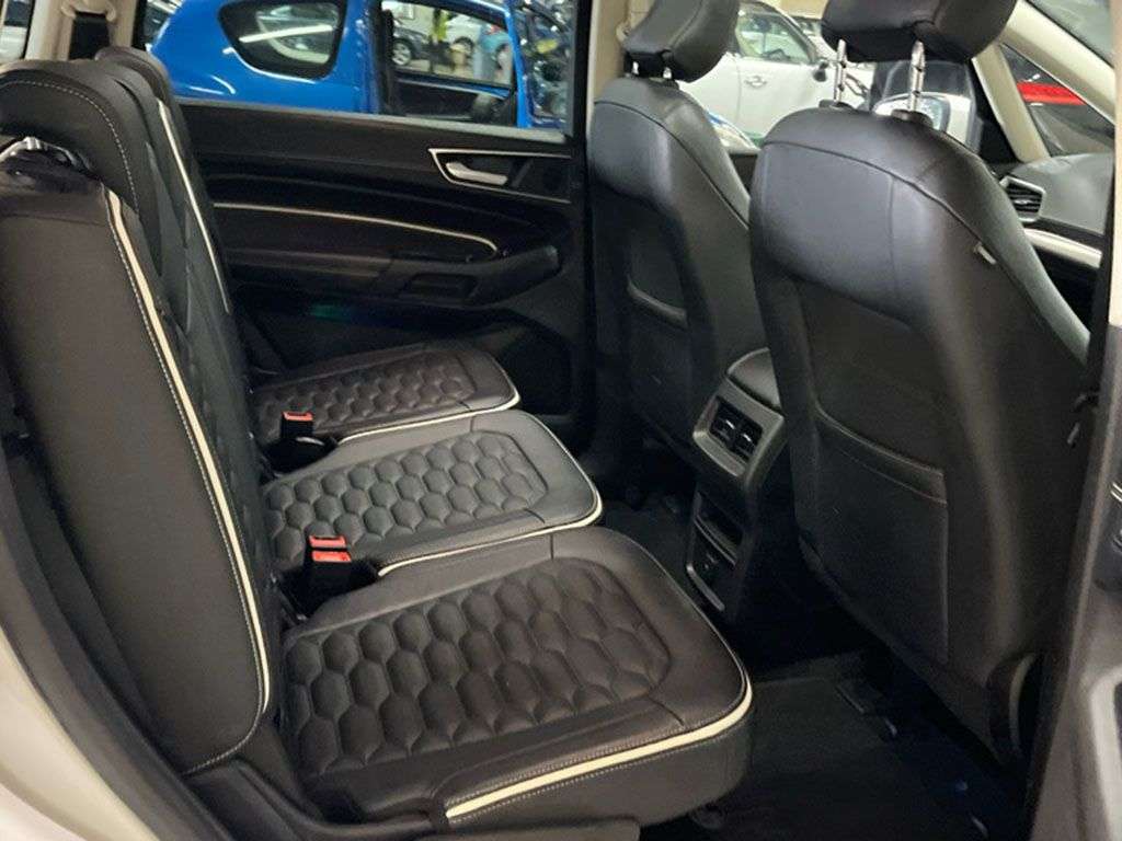 A 2017 FORD S-MAX 2.0 TDCi Vignale MPV 5dr Diesel Powershift Euro 6 (s/s) (210 ps) FANTASTIC A 2017 FORD S-MAX 2.0 TDCi Vignale MPV 5dr Diesel Powershift Euro 6 (s/s) (210 ps) FANTASTIC