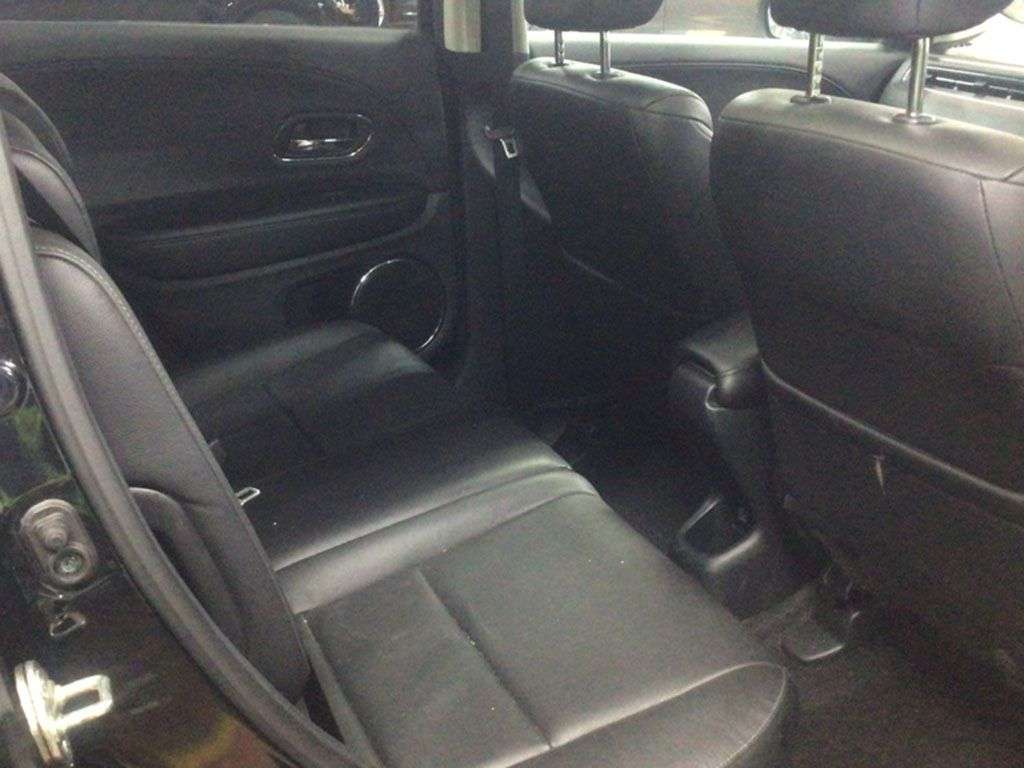 A 2016 HONDA HR-V 1.6 i-DTEC EX SUV 5dr Diesel Manual Euro 6 (s/s) (120 ps) REAR PARKING CAME A 2016 HONDA HR-V 1.6 i-DTEC EX SUV 5dr Diesel Manual Euro 6 (s/s) (120 ps) REAR PARKING CAME