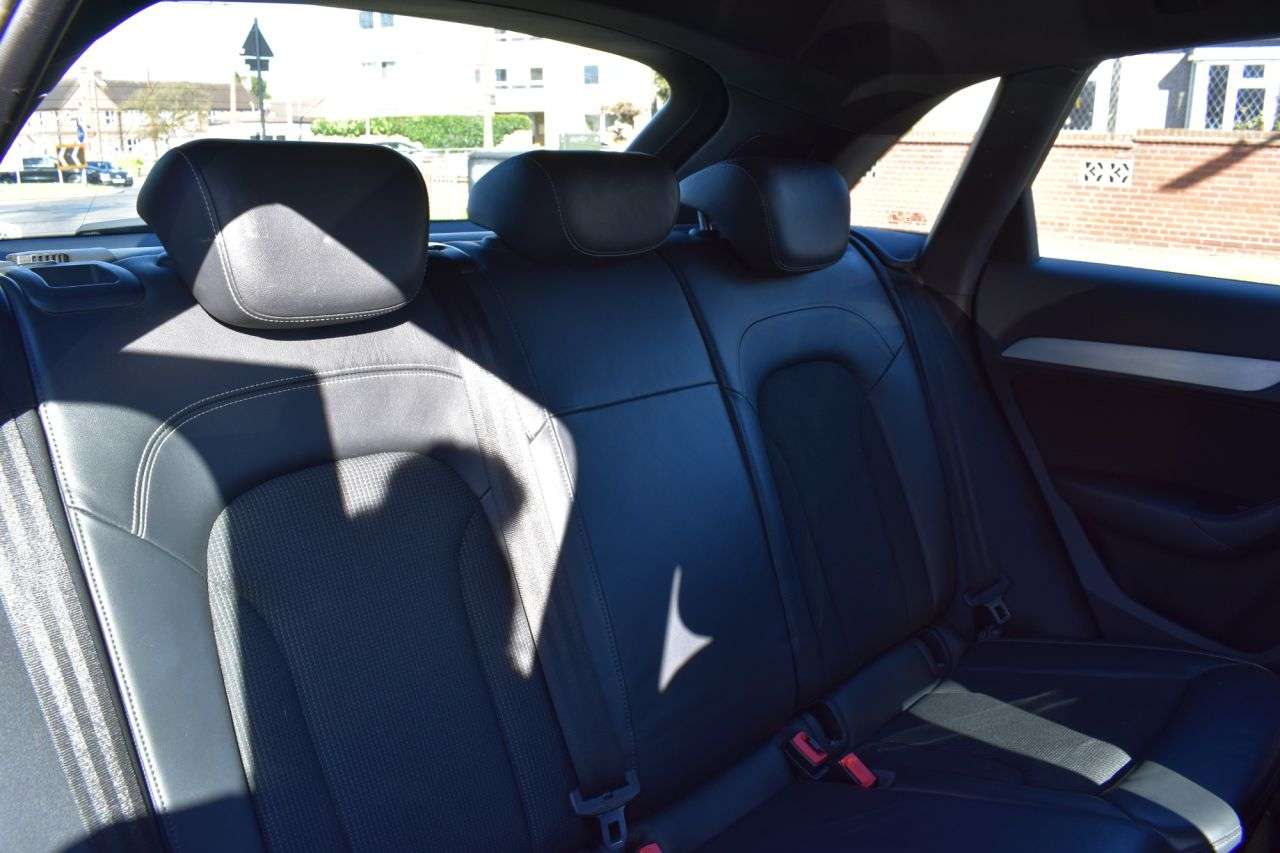 2016 AUDI Q3 2016 AUDI Q3