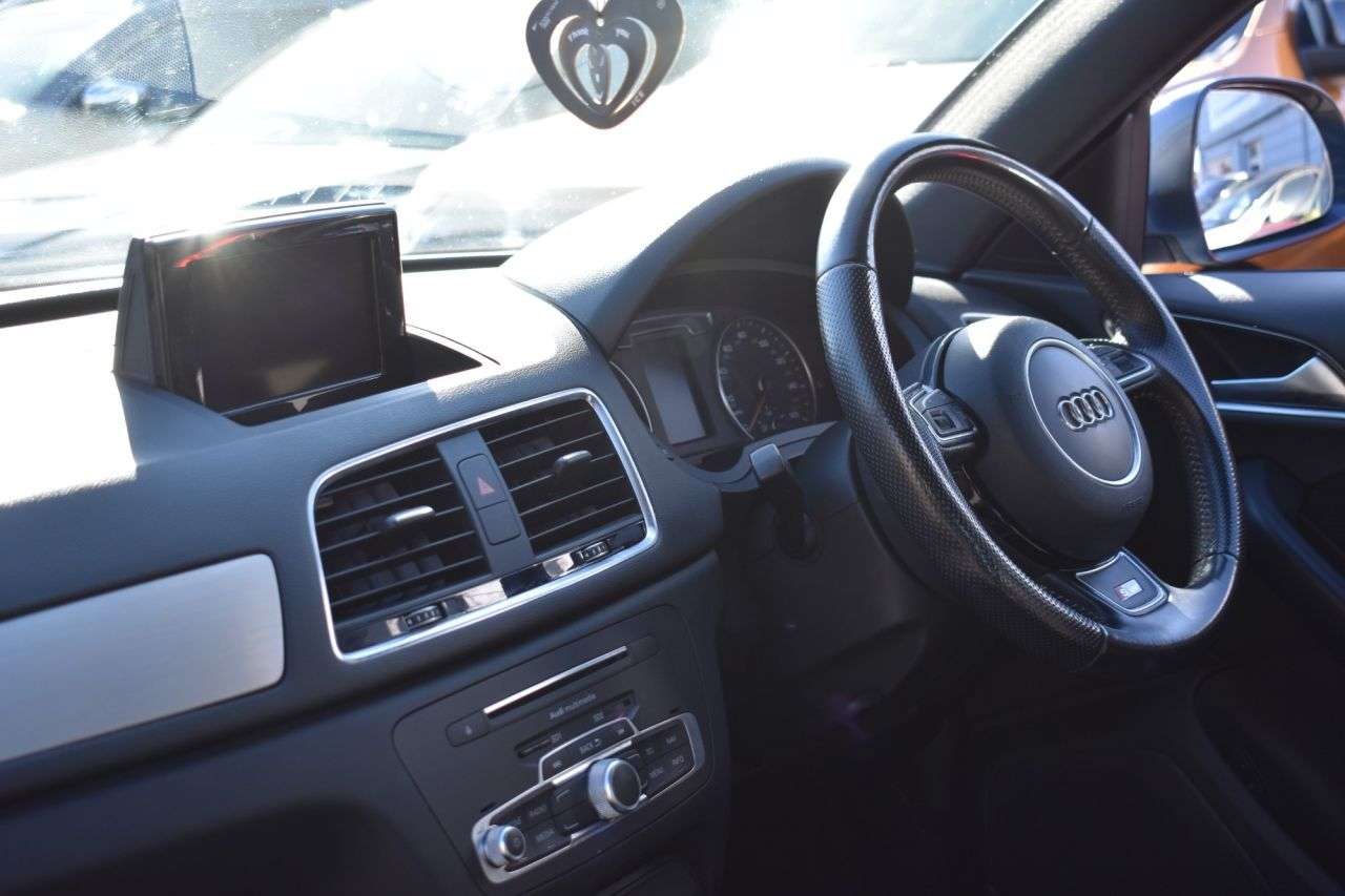 2016 AUDI Q3 2016 AUDI Q3