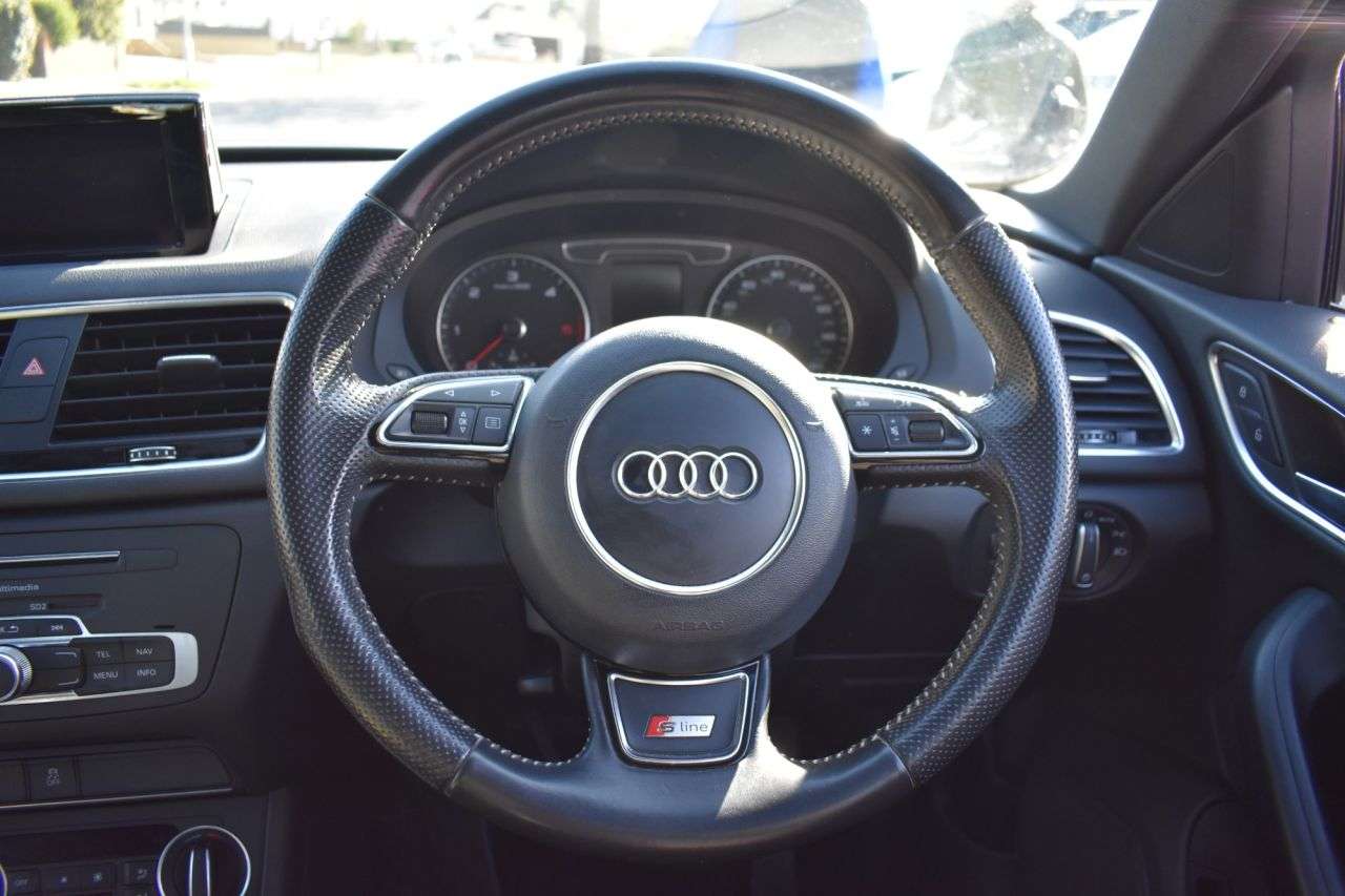2016 AUDI Q3 2016 AUDI Q3