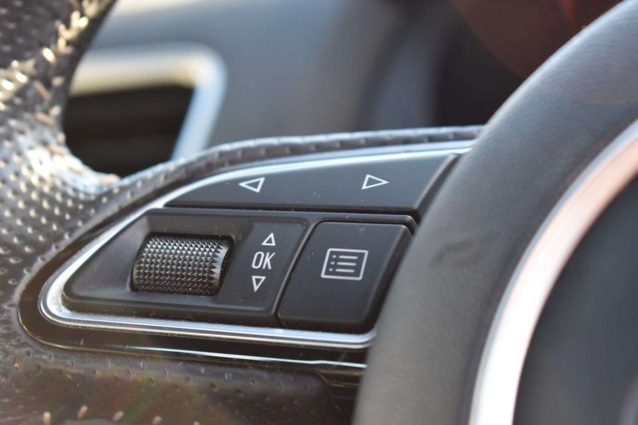 2016 AUDI Q3 2016 AUDI Q3