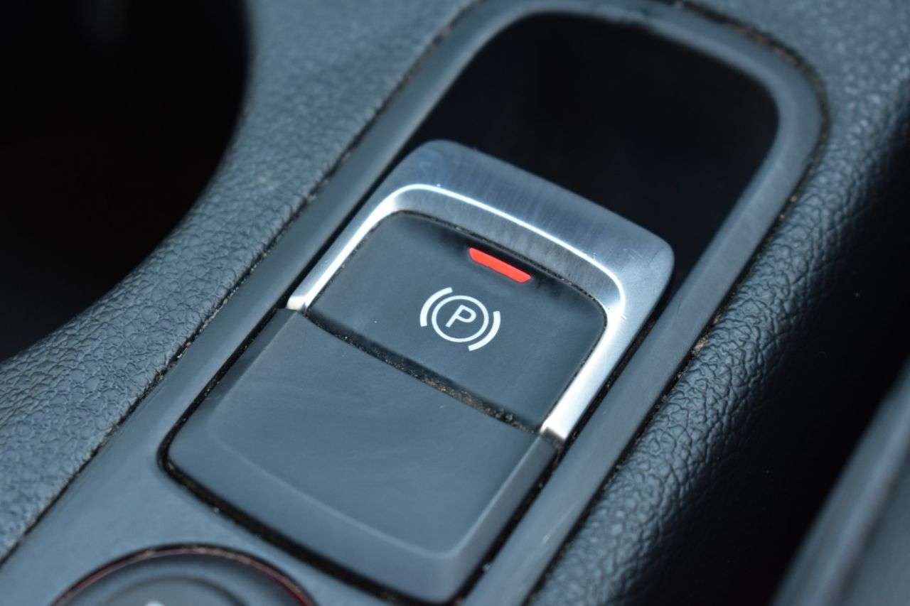 2016 AUDI Q3 2016 AUDI Q3