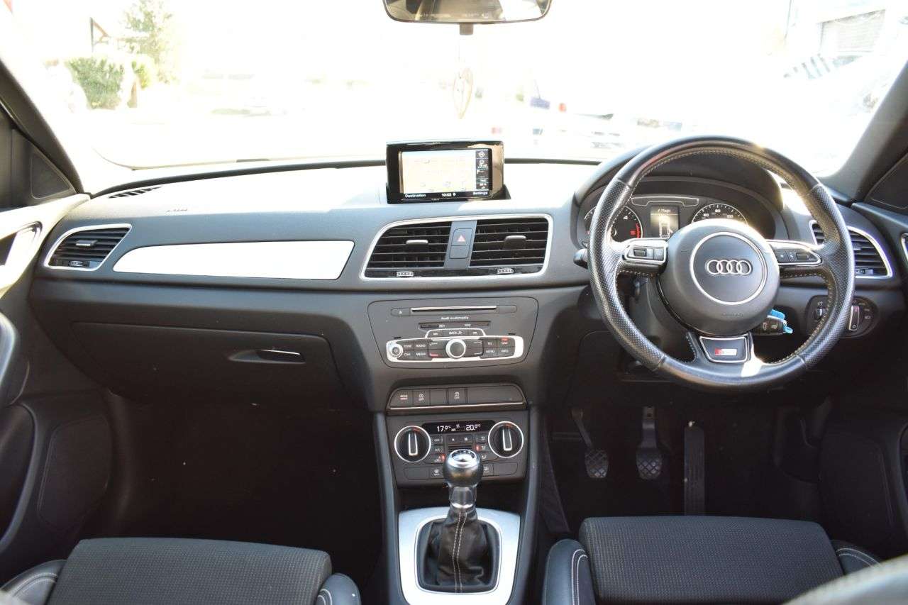 2016 AUDI Q3 2016 AUDI Q3