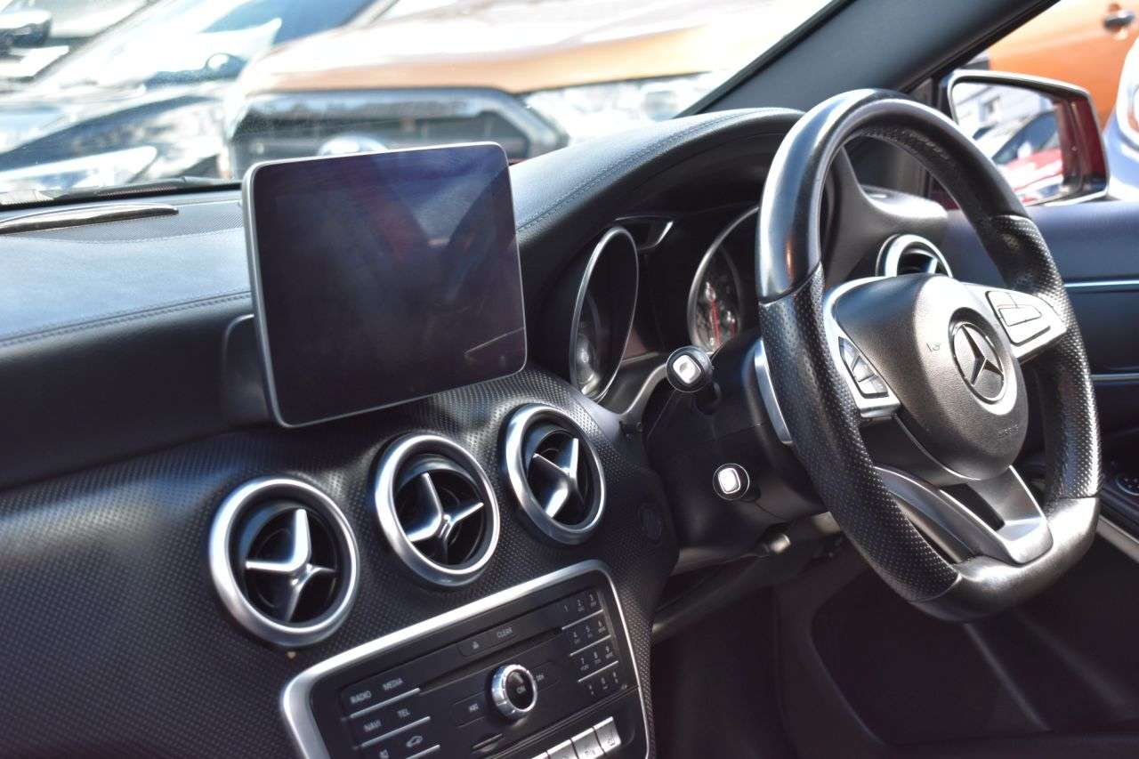 2017 MERCEDES-BENZ A-CLASS 2017 MERCEDES-BENZ A-CLASS