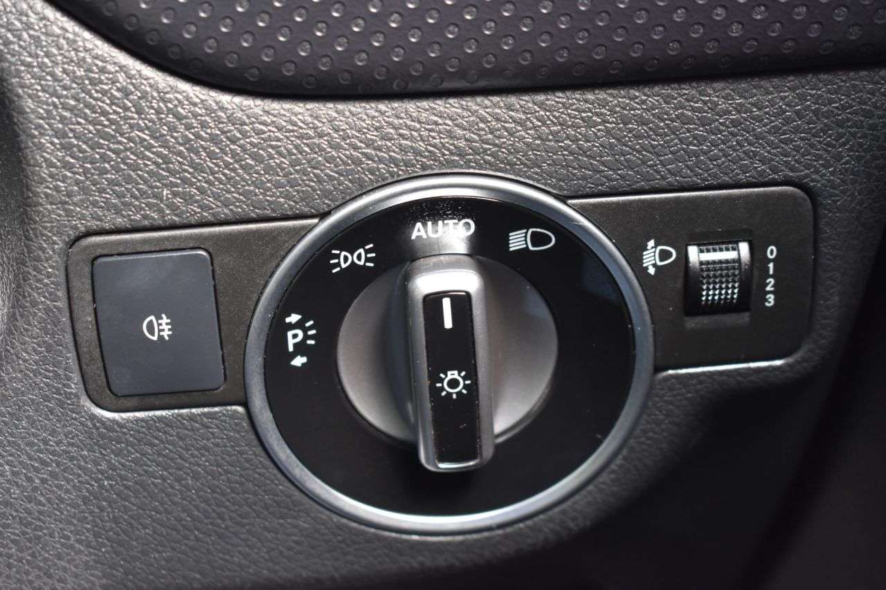 2017 MERCEDES-BENZ A-CLASS 2017 MERCEDES-BENZ A-CLASS